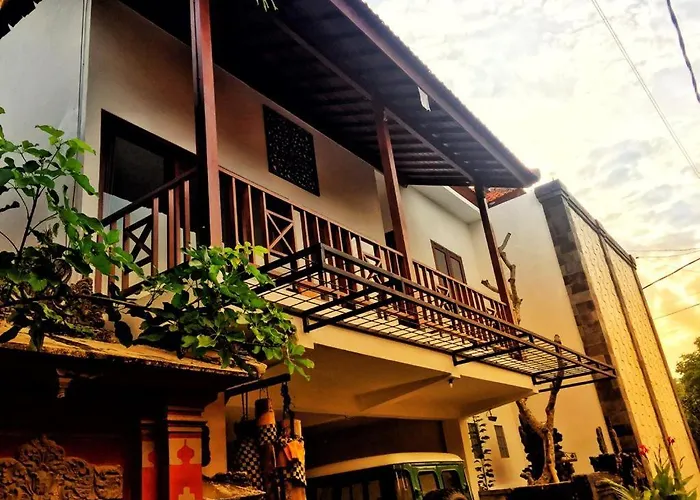 D Bucu Gues House